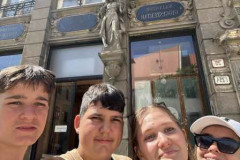 2b35553c-1c1a-4482-a14f-f7d8ede1e486